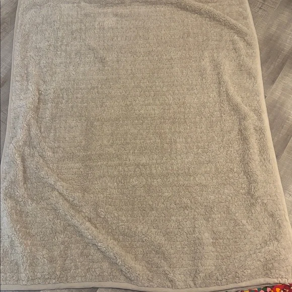 pottery barn throw blanket - Picture 4 of 5